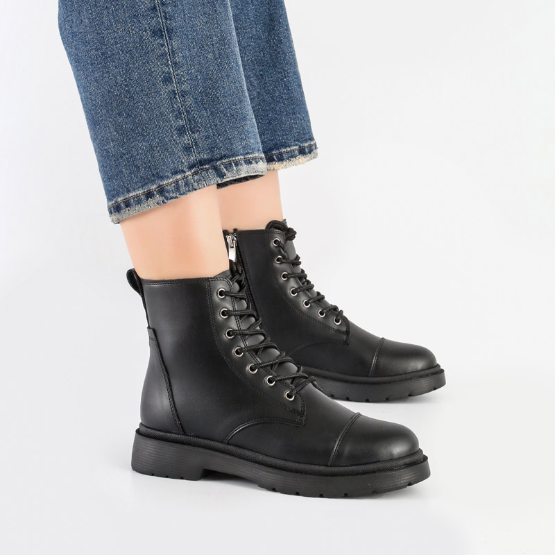 بوت و نیم بوت زنانه و دخترانه مدل بندی بغل زیپ رنگ مشکی کد A511