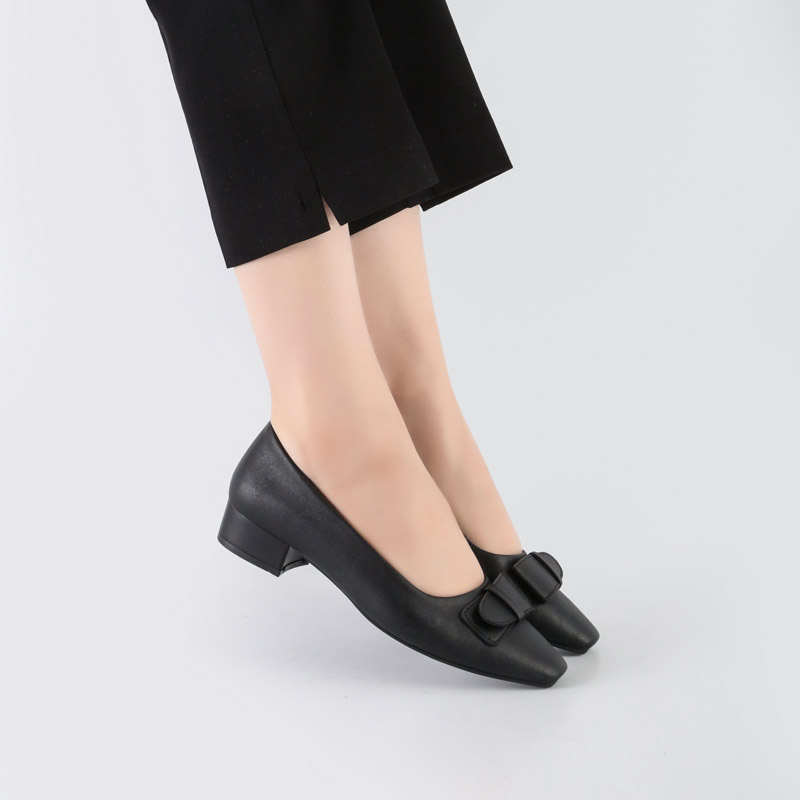 کفش کالج طبی زنانه و دخترانه رنگ مشکی کد M706