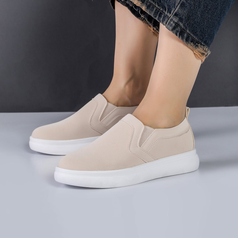 کفش اسپرت و راحتی زنانه و دخترانه بغل کش رنگ کرم کد M976